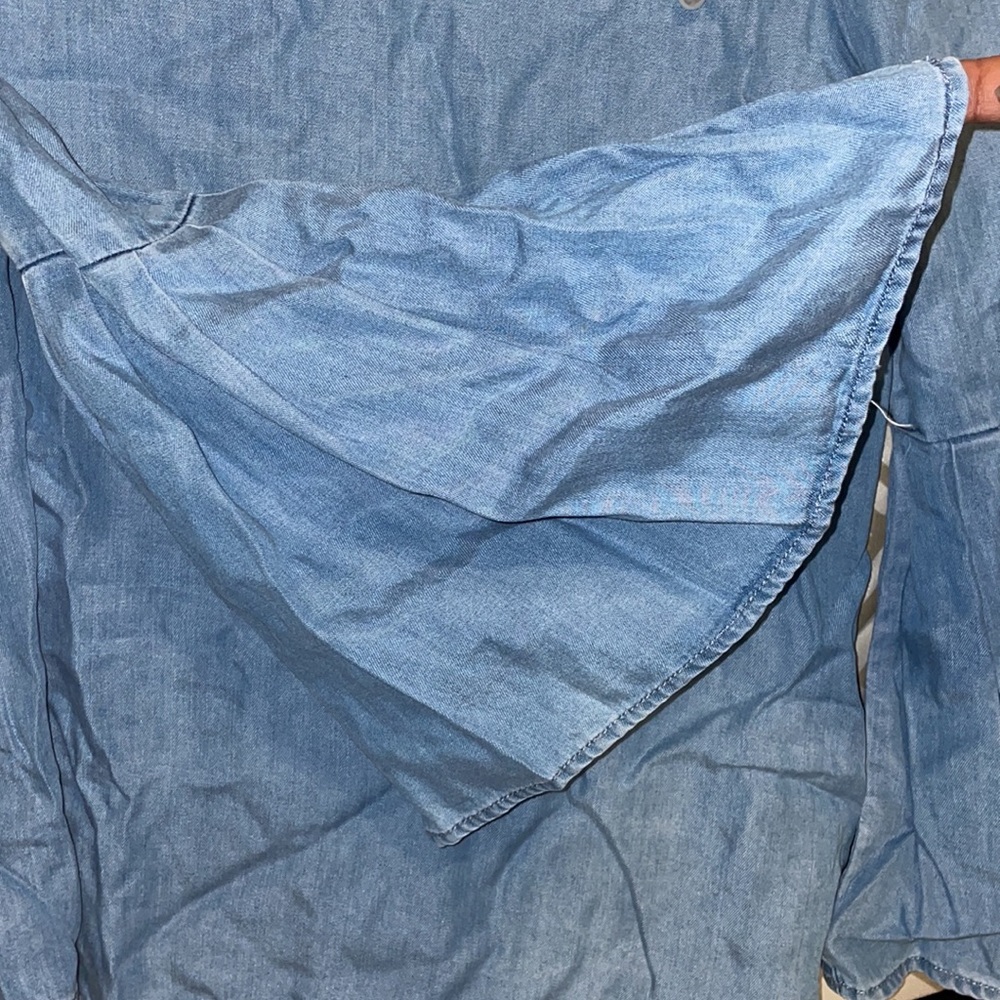 Fall Collection - chambray/Jean top - Picture 3 of 4